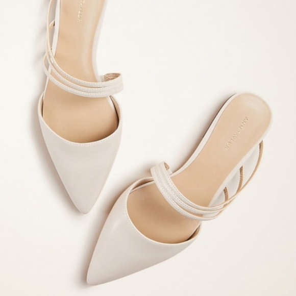 Ann Taylor Shoes - Ann Taylor Bellamy Flat Shoes Delicate Ecru Size 7M. Genuine Leather